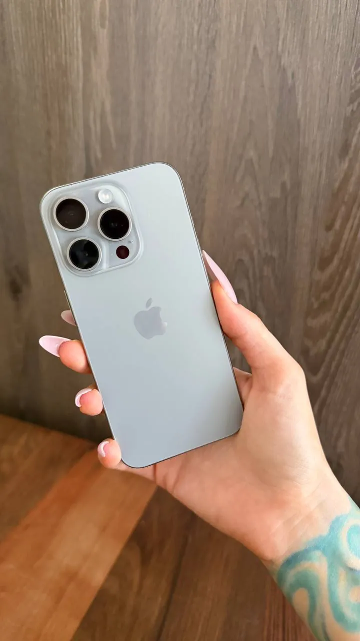 iPhone 15 pro, 256гб, Титаниум