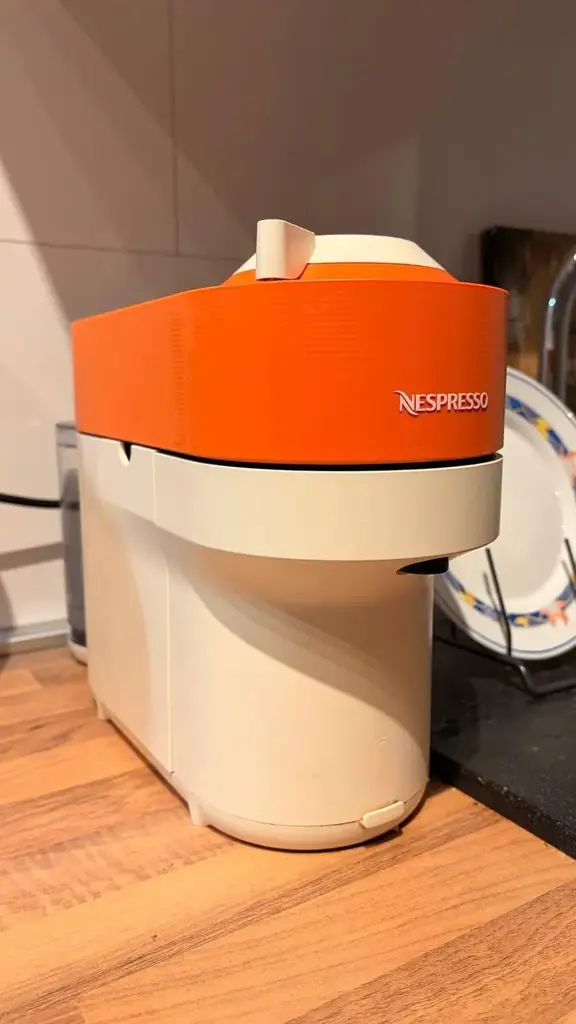 Капсульная кофемашина Nespresso Vertuo Pop – Pantone Limited Edition (Mandarin Orange)