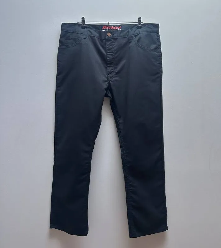 Штаны Dickies   размер 38x30,  состояние новых 2000 дин.