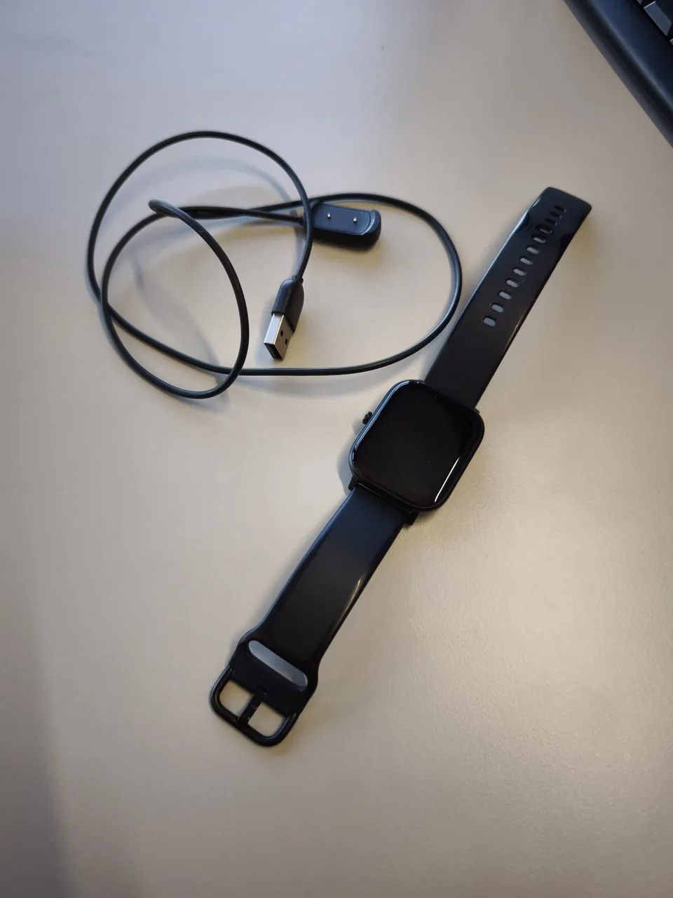 Продаются смарт-часы Amazfit GTS в хорошем рабочем состоянии. Все функции работают исправно. На экр…