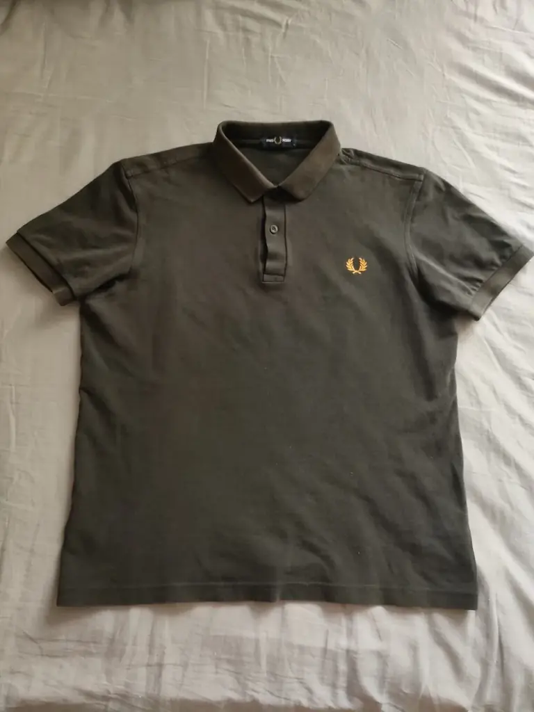 Поло Fred Perry.