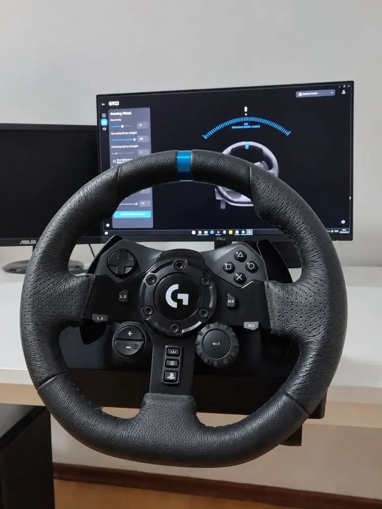 🛞 Продаю руль Logitech G923 TRUEFORCE Sim Racing Wheel в отличном состоянии.
