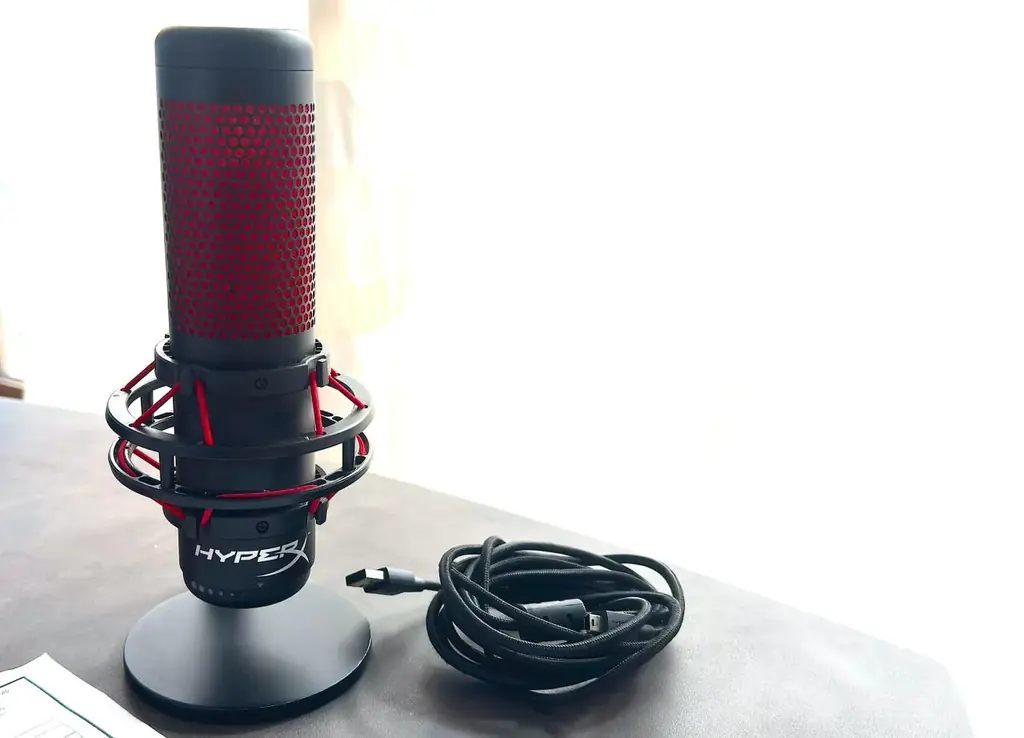 Продам USB-микрофон HyperX QuadCast (коробка, чек)
