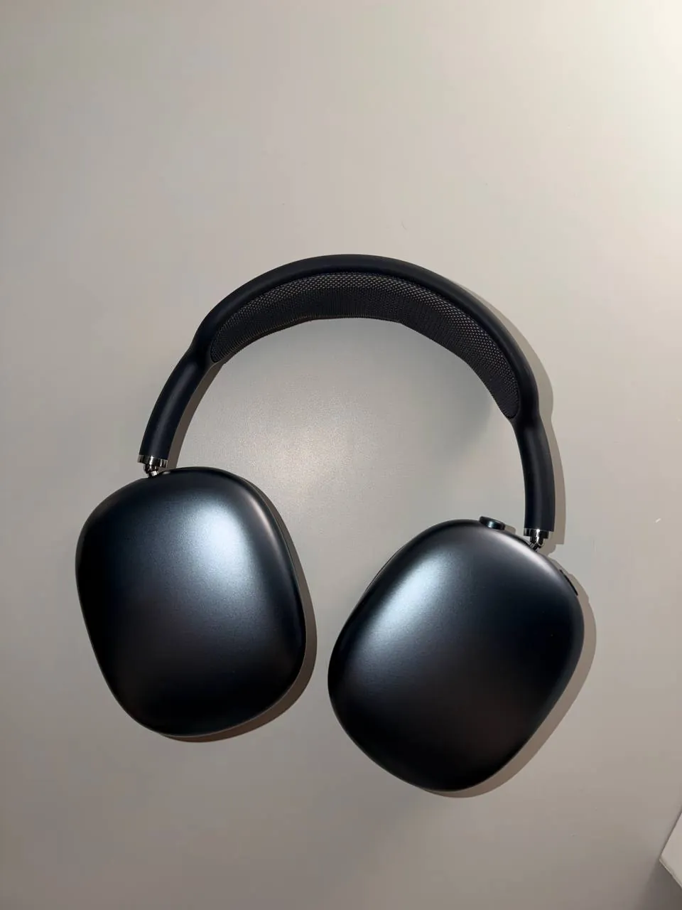 Продаю наушники Apple
