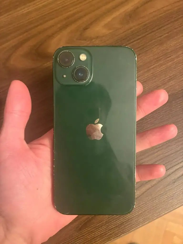 iPhone 13