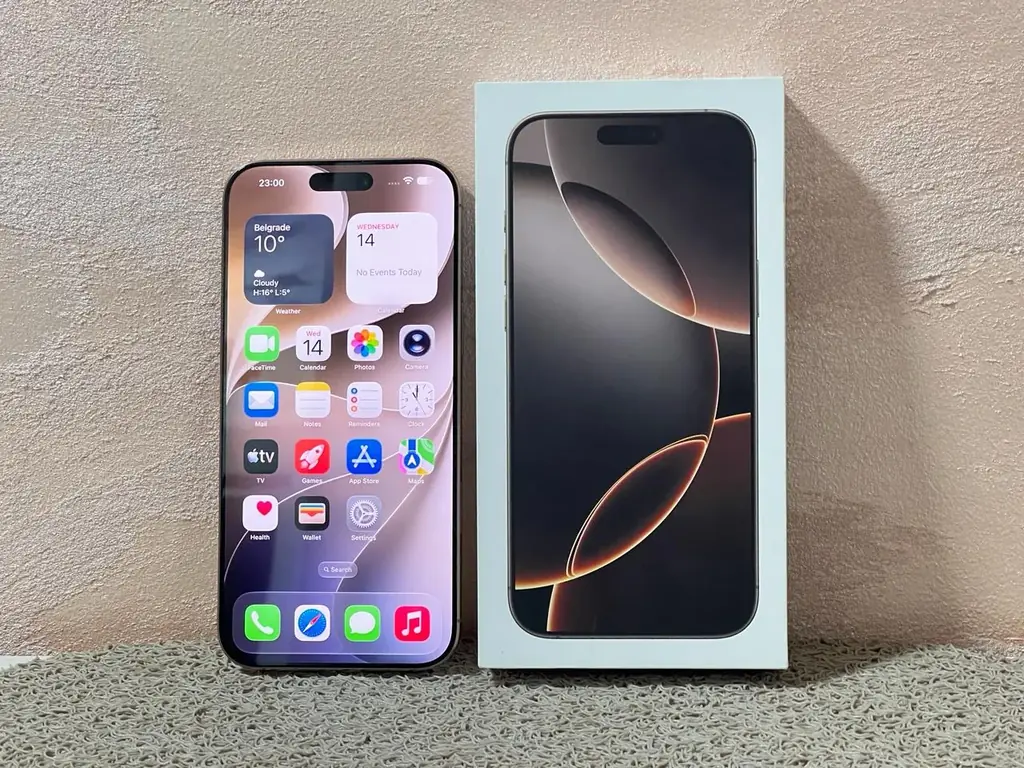Продам Apple iPhone 16 Pro Max, 256 GB, Desert Titanium