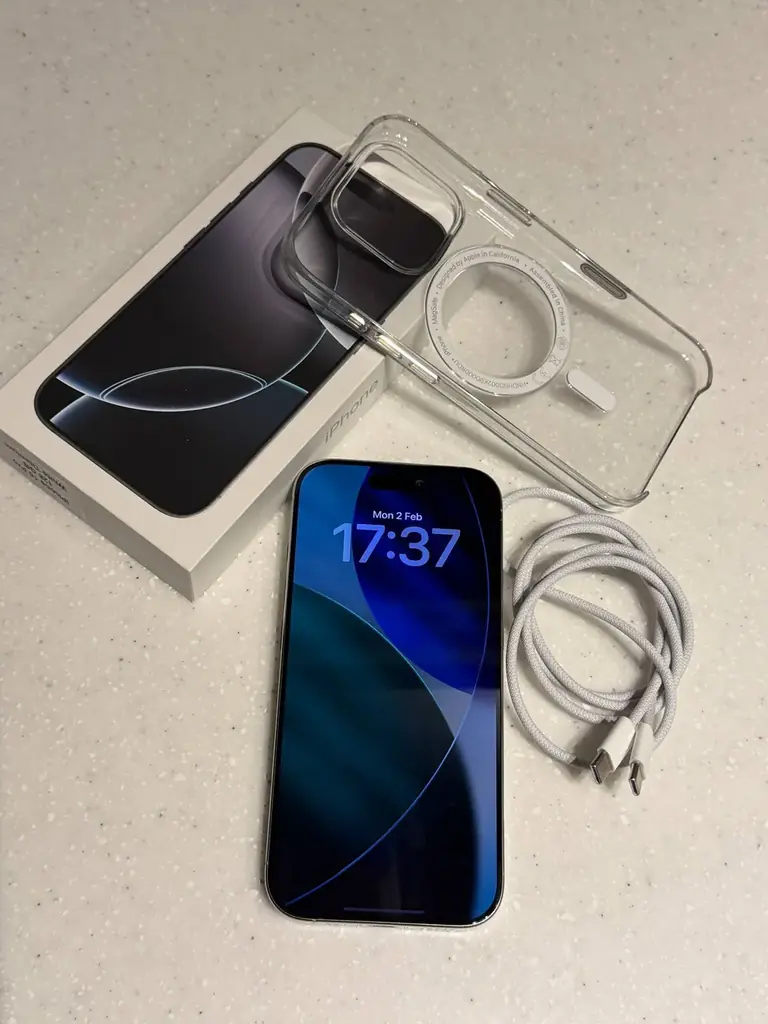 Продам iPhone 16 Pro 128 GB в белом цвете. Телефон в отличном состоянии, использовался бережно. Всё…