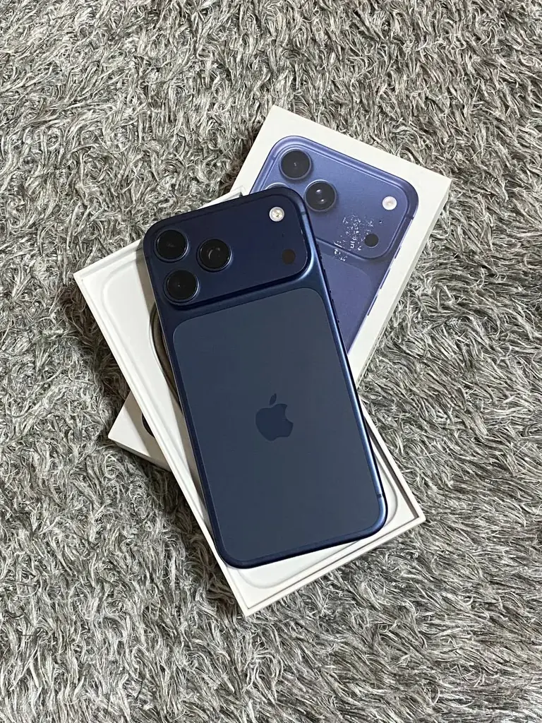 Продам iPhone 17 Pro Max