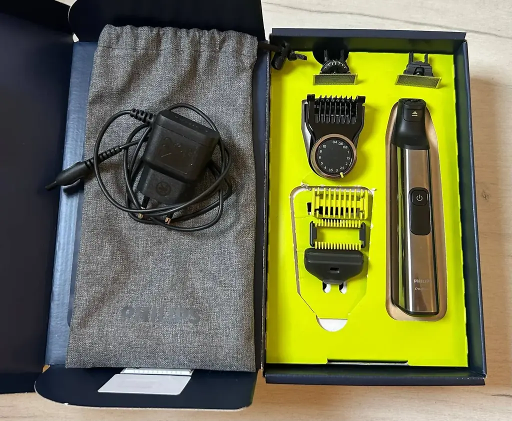 Philips OneBlade Pro 360 - Триммер для лица и тела