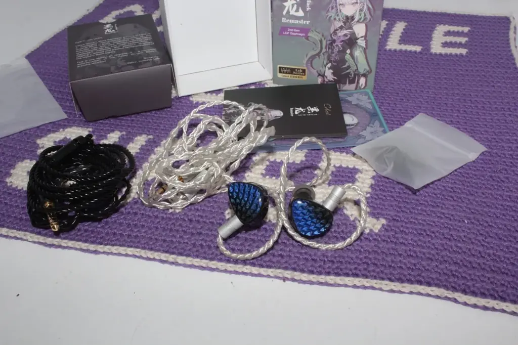 Продам наушники IEM - внутриканальные: