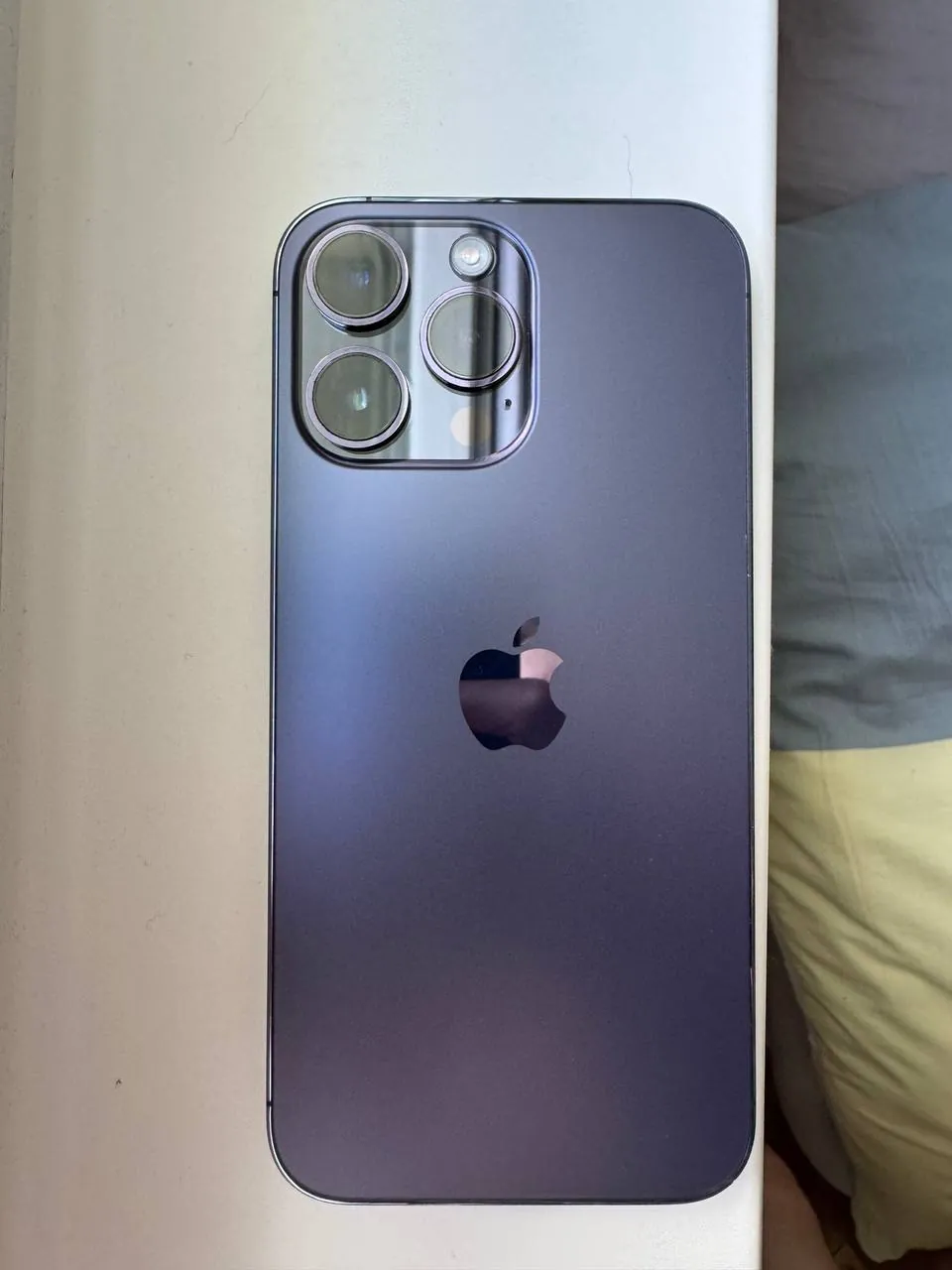 Продам iPhone 14 Pro Max