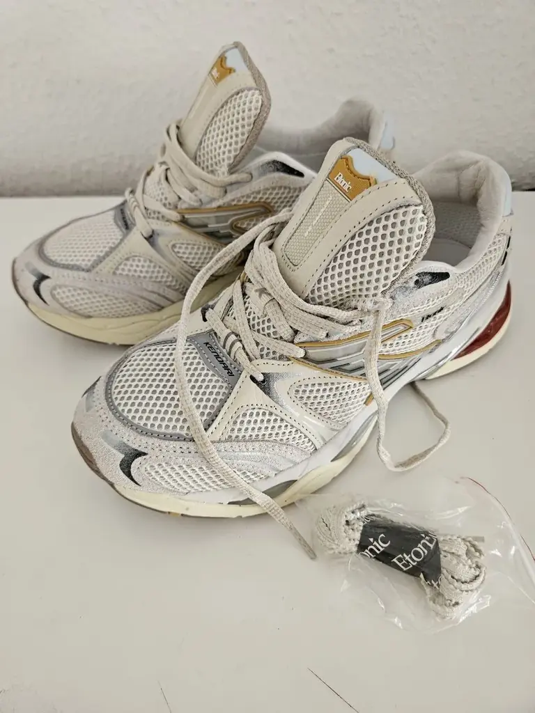 Продам оригинальные кроссовки Etonic Kendari 3.0 (серия Jupiter Onyx), размер 40 EUR, в отличном со…