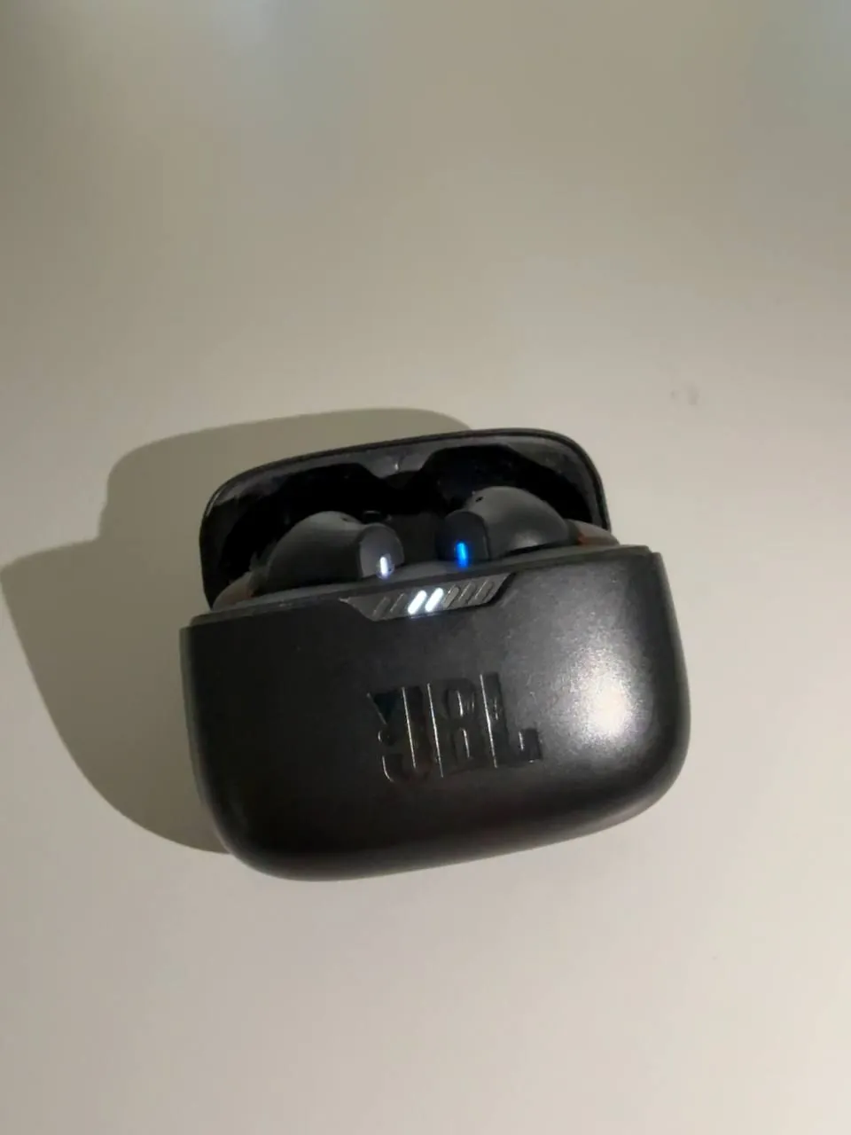 наушники JBL Tunr 235NC TWS