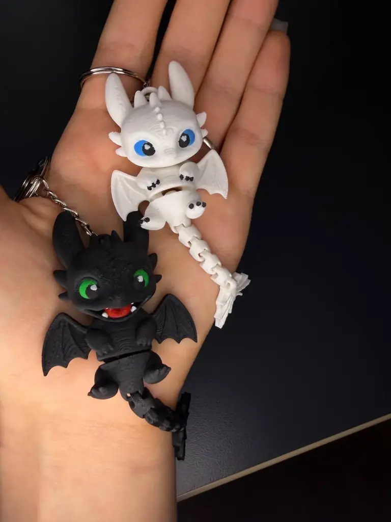 Продам милые брелочки-дракончиков 🐉