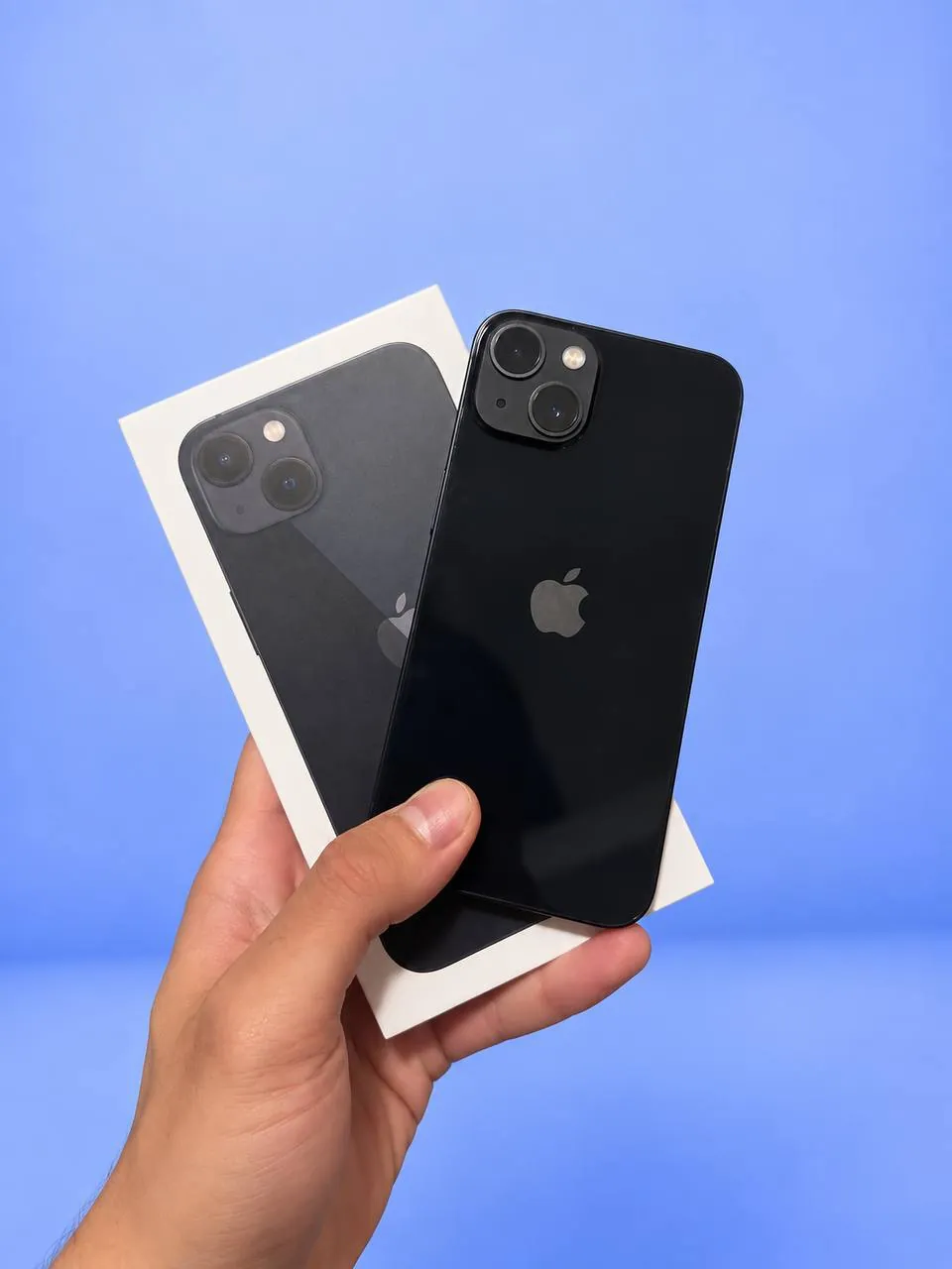 Продам iPhone 13, 128 GB у стані 9/10.