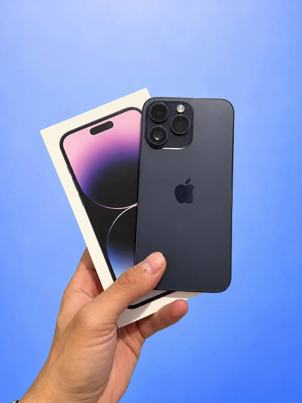 Продам iPhone 14 Pro Max 1 ТБ.