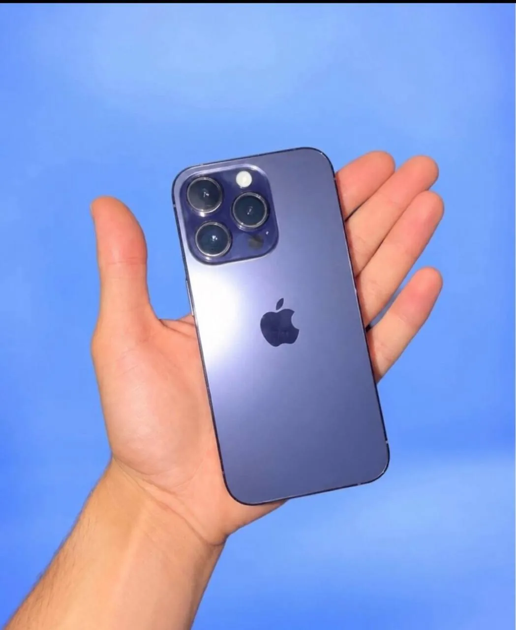 Продам iPhone 14 Pro 256 GB у відмінному стані.