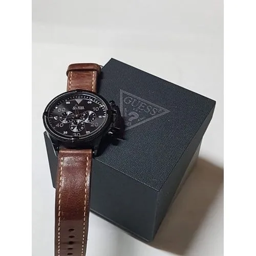 Большие наручные мужские часы Guess.