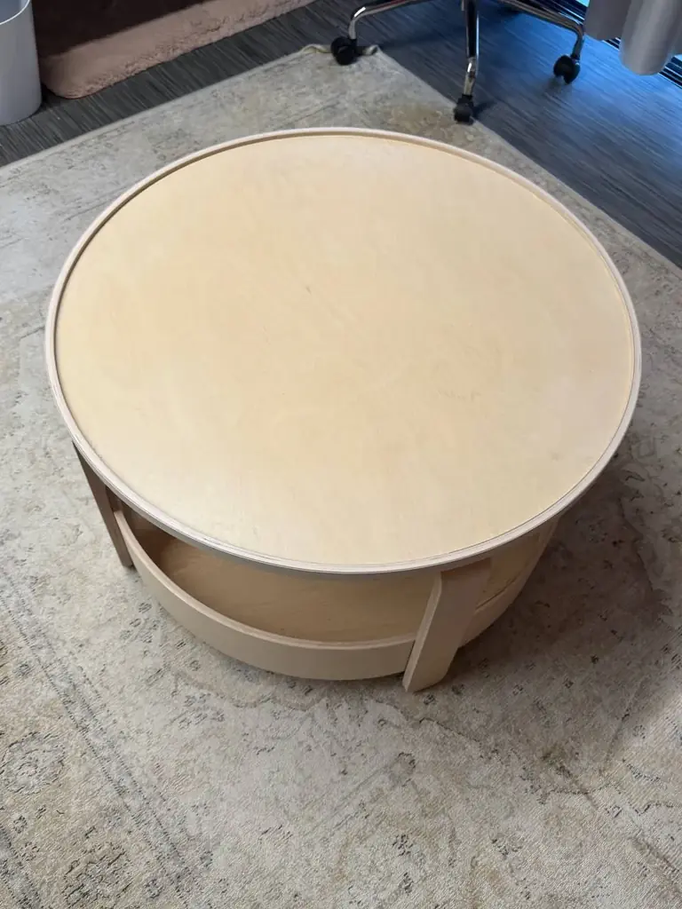Столик IKEA