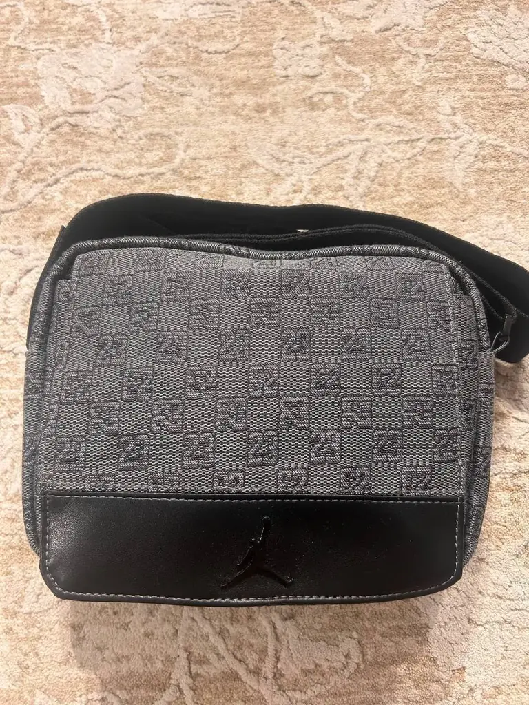 Сумка Jordan Monogram