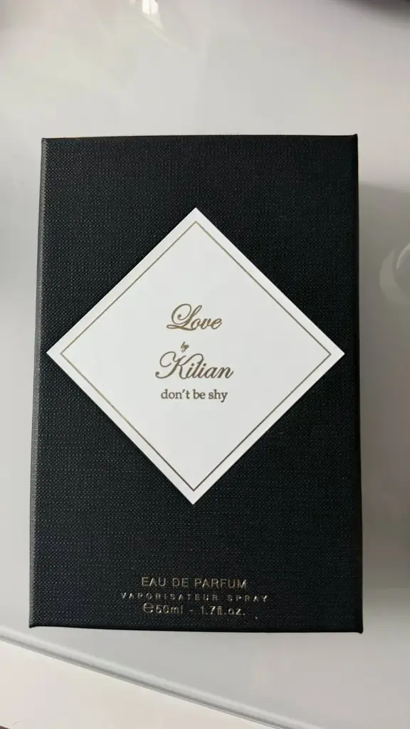 Парфюм Kilian. Пользовалась 3 раза по пару пшиков . Не зашли. Стоили 265€