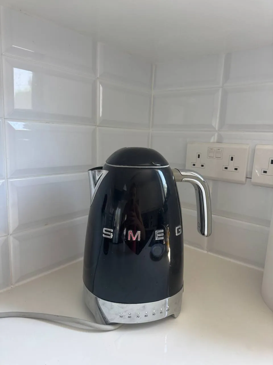 Чайник SMEG из коллекции SMEG 50’s. Отлично работает, и прослужит еще много лет. В моем случае про…
