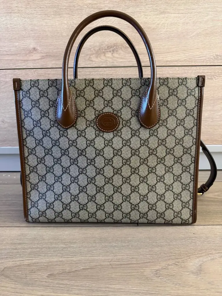 Gucci Interlocking G Medium Tote GG Supreme Canvas