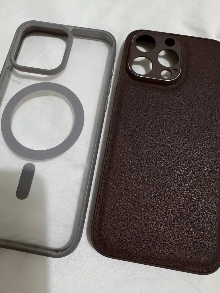 Даром. На IPhone 15 pro max. Район Универсал.