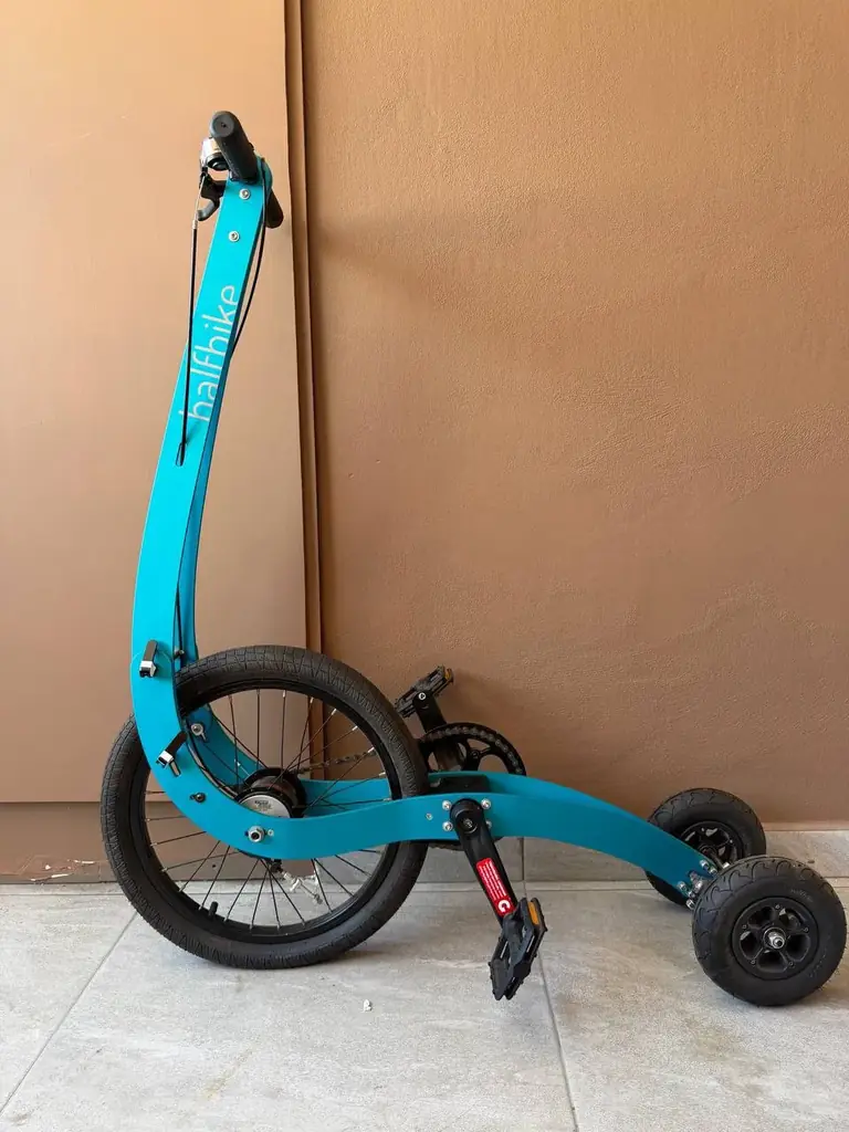Продам Halfbike в новом состоянии. Не использовался ни разу. Оригинальный трехколесный велосипед дл…