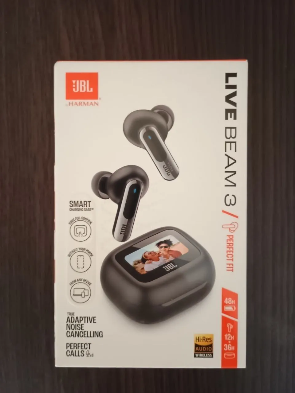 JBL наушники, новые,запечатанные.