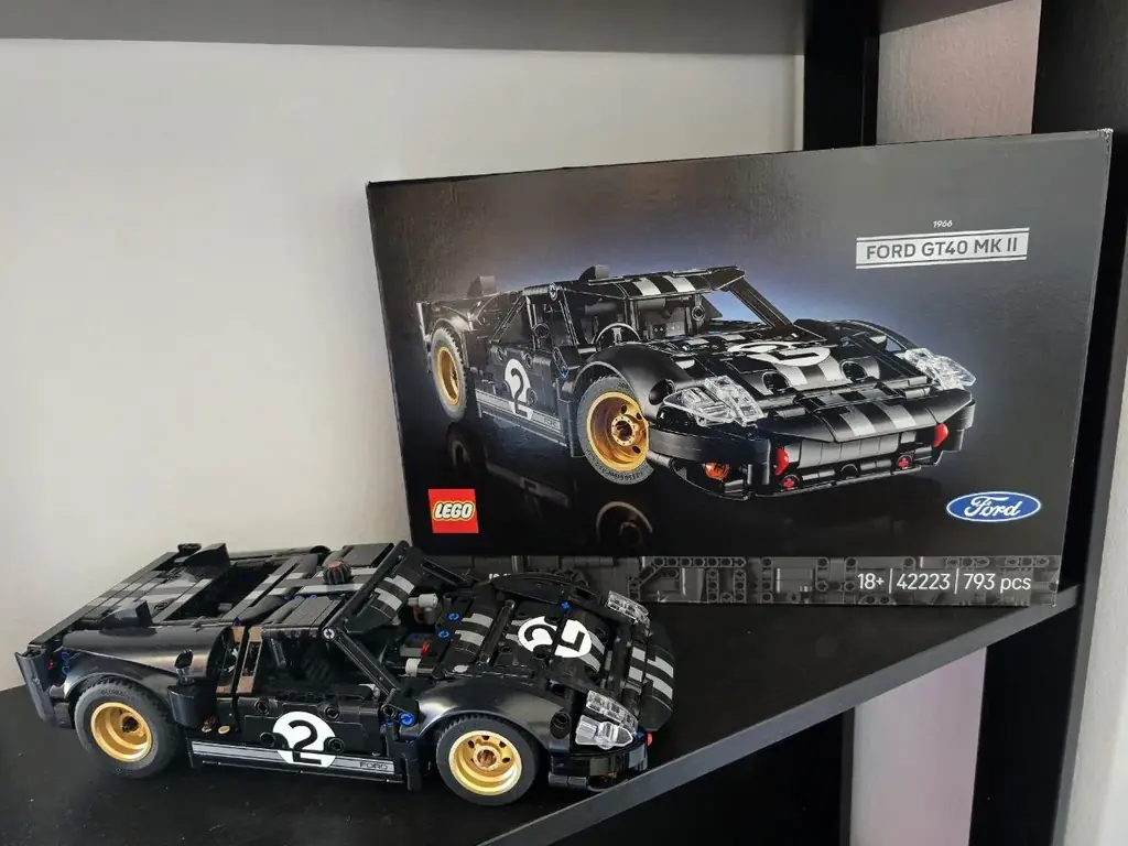 LEGO Technic Bugatti Bolide 42151 - 40€