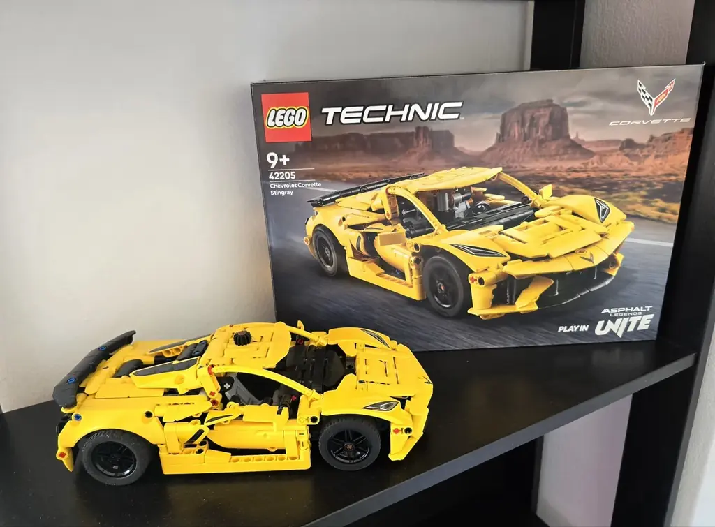 LEGO Technic Chevrolet Corvette Stingray 42205 - 45€