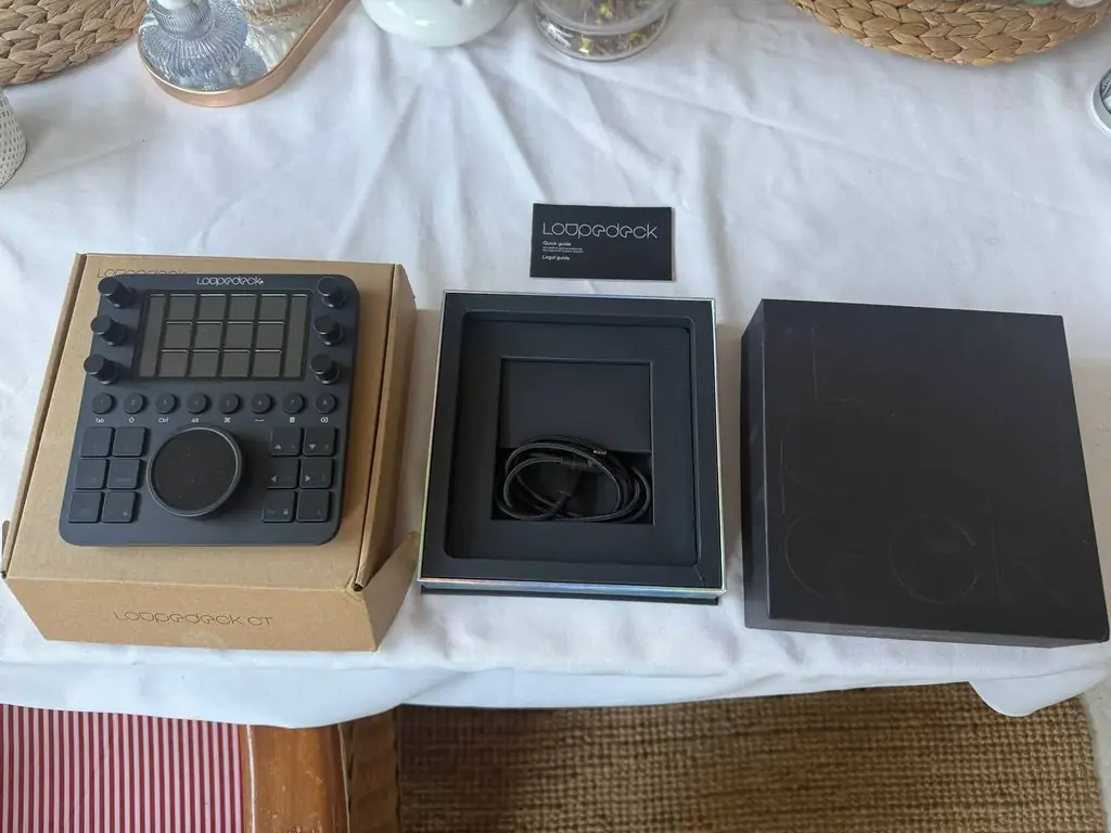 Продам Loupedeck CT (новый, полный комплект)