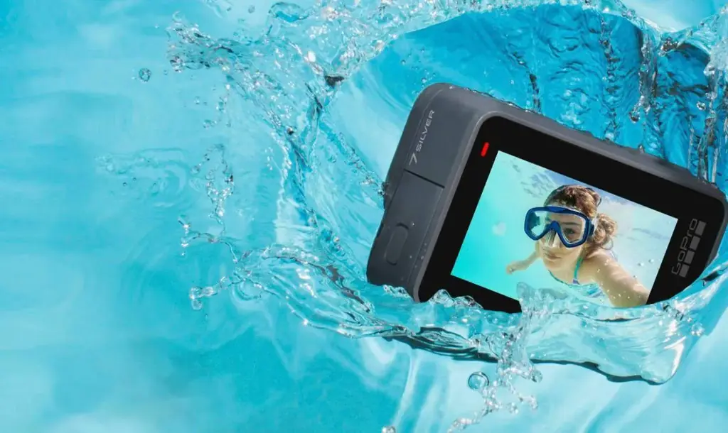 Продаётся GoPro Hero 7 Silver — камера в отличном состоянии, без сколов. Полный комплект: сама каме…