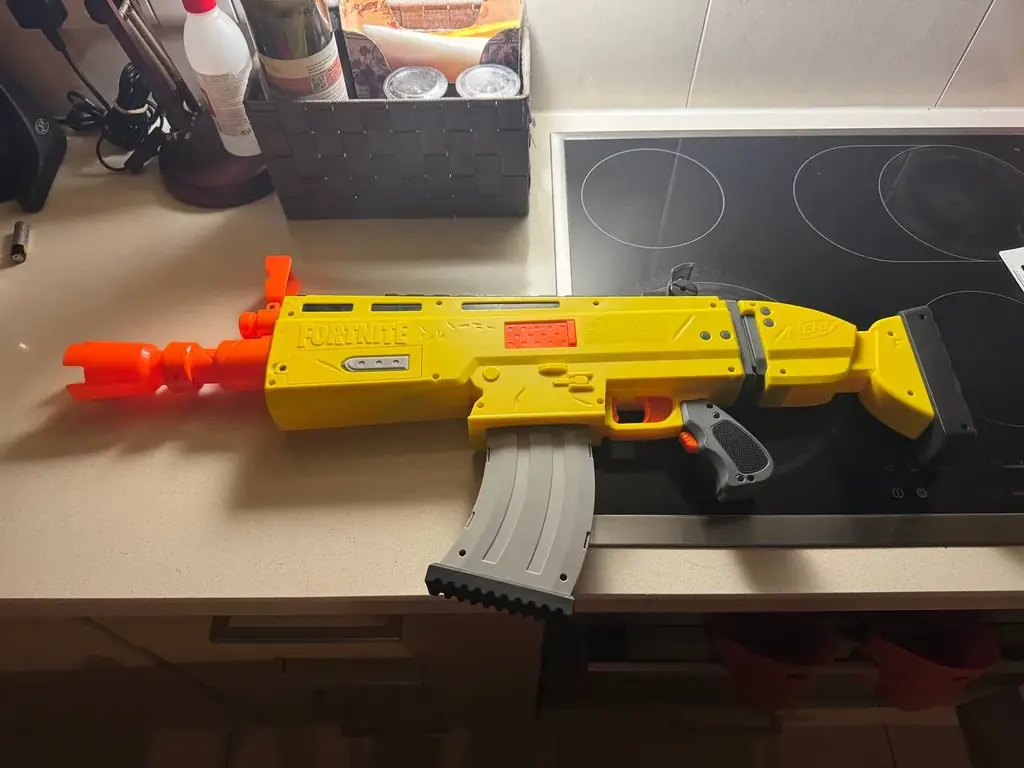 Fortnite scar