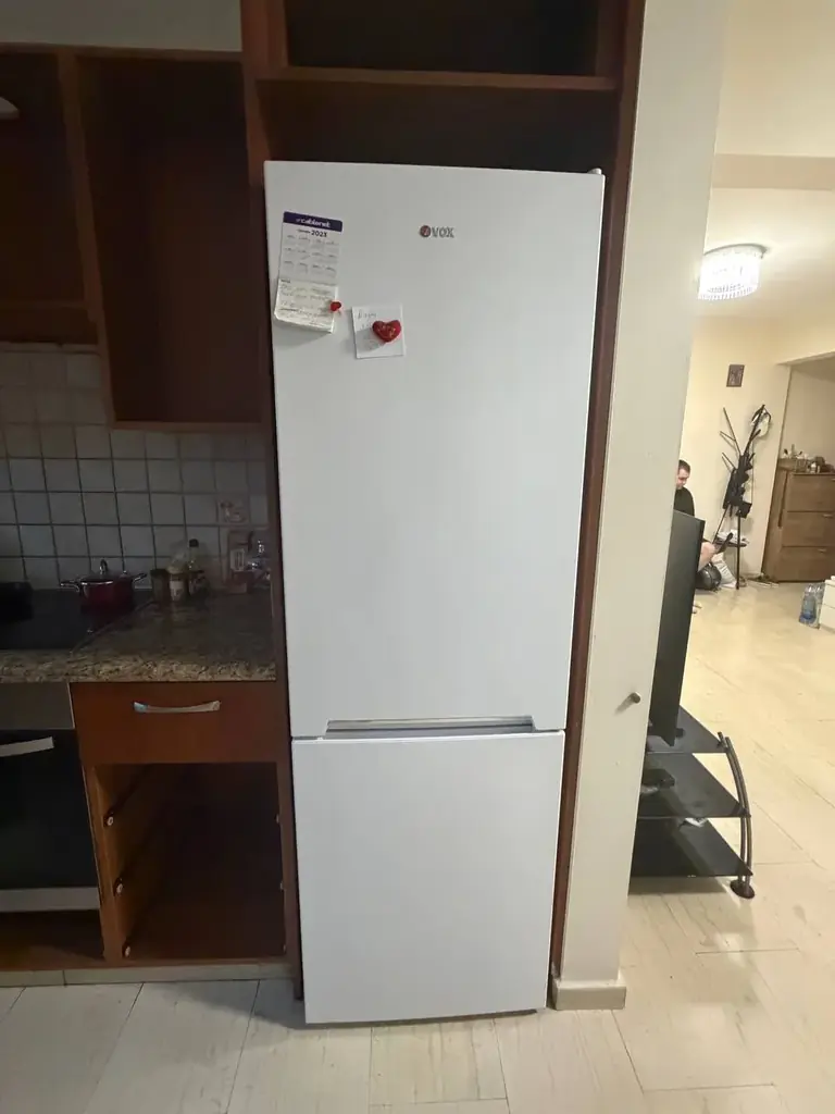 Холодильник, в отличном состоянии. 150€. Самовывоз. Лимассол, Неаполис