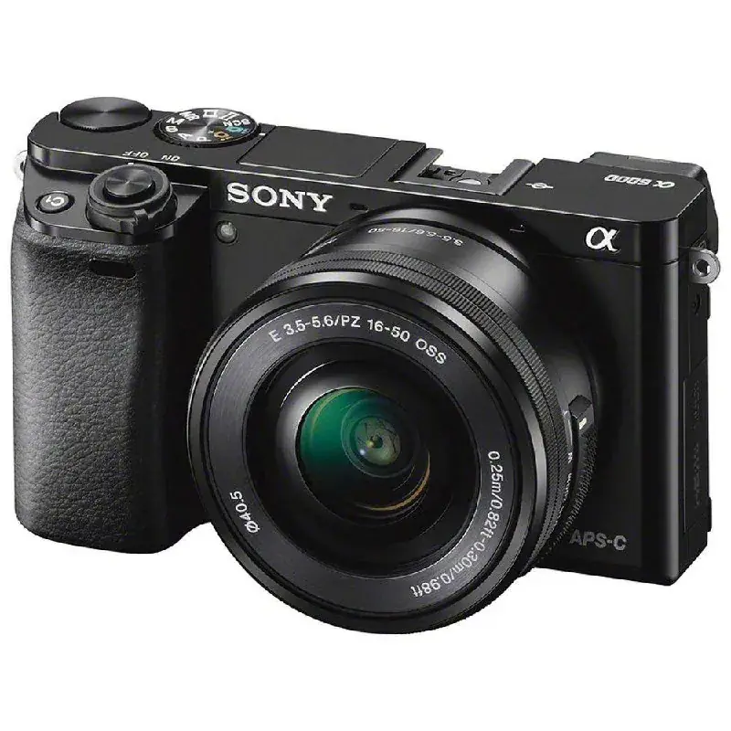 Sony Alpha α6000 + объектив 16–50mm OSS