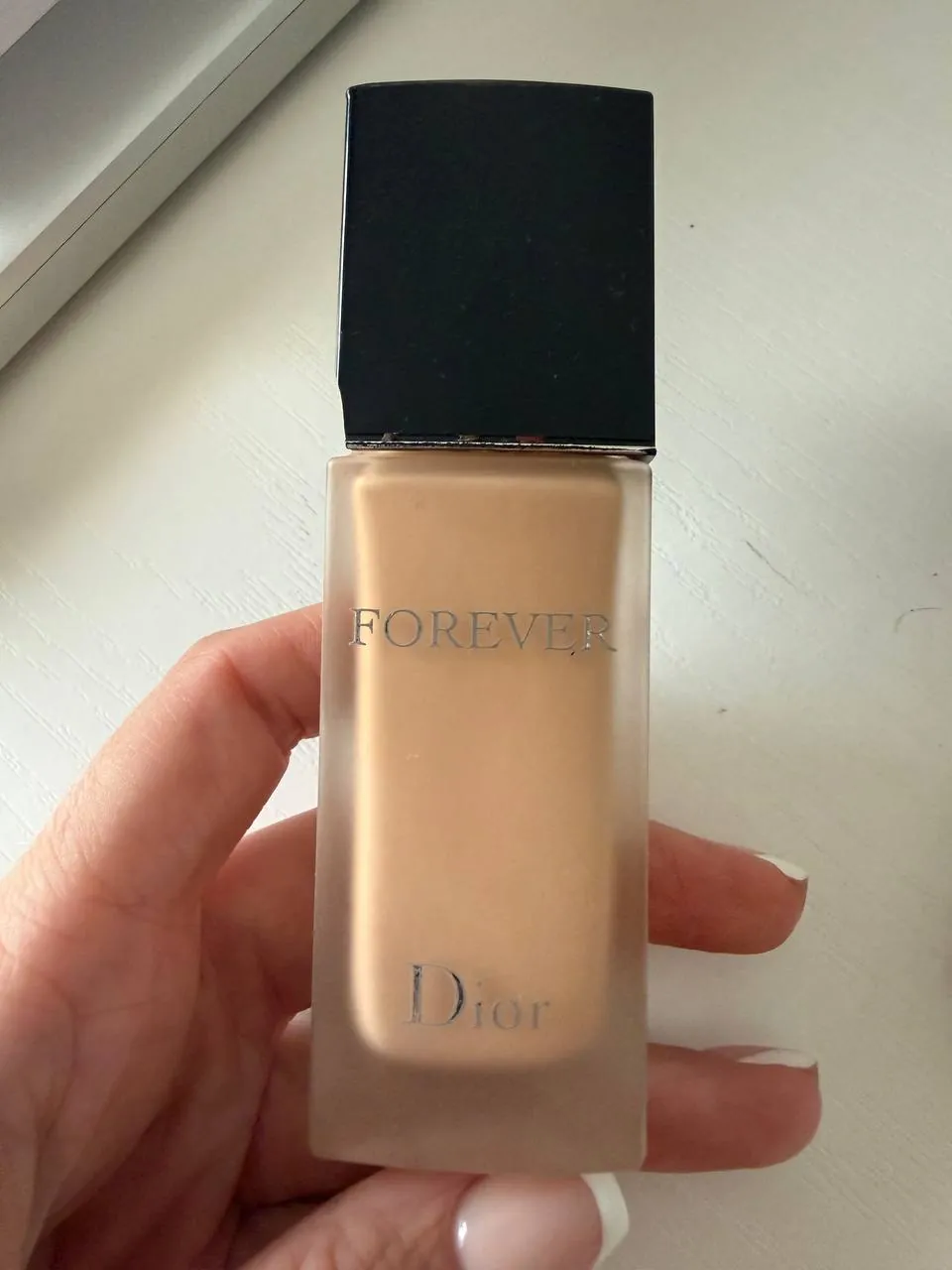 Тональный крем Dior Forever, больше половины, €20, Лимассол