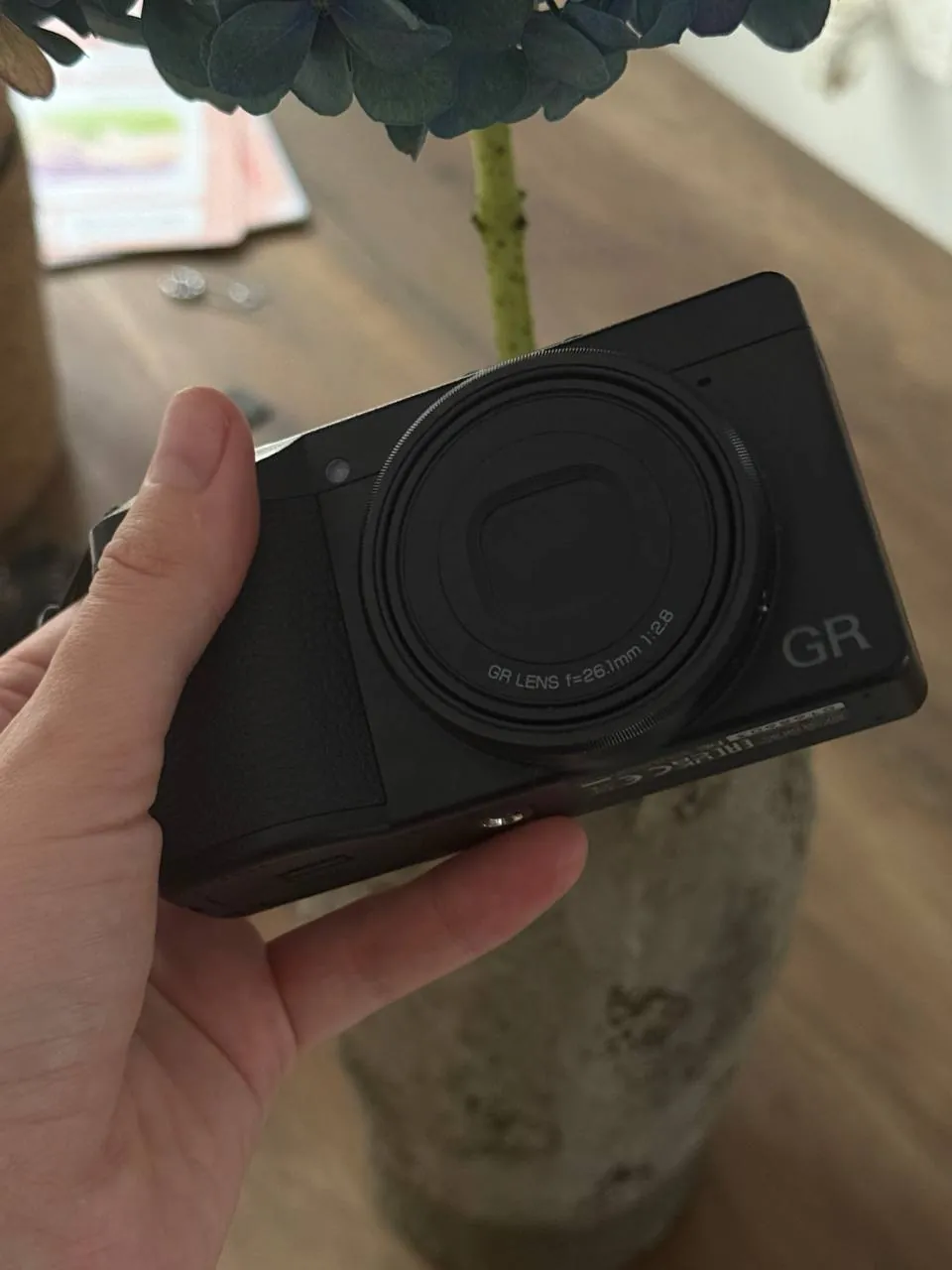 Продам Ricoh GRIIIx HDF