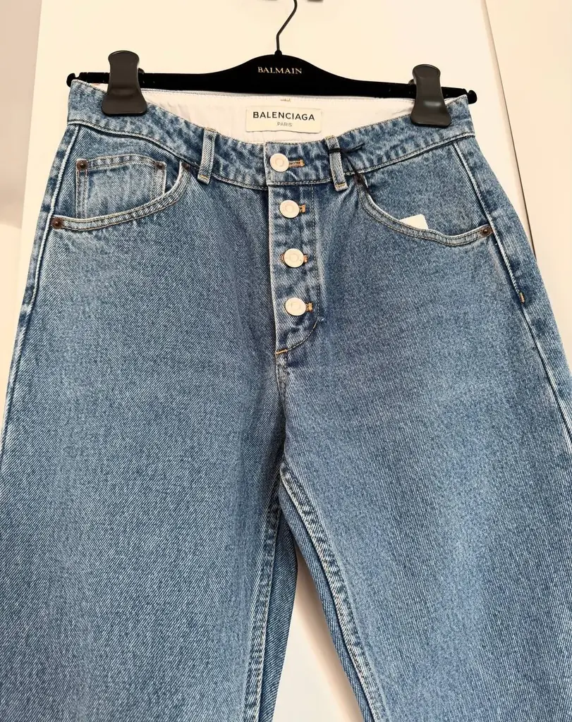 Джинсы Balenciaga,