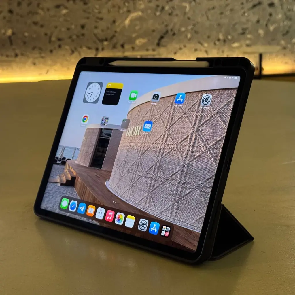 Apple iPad Pro 12,9” Цена: €449