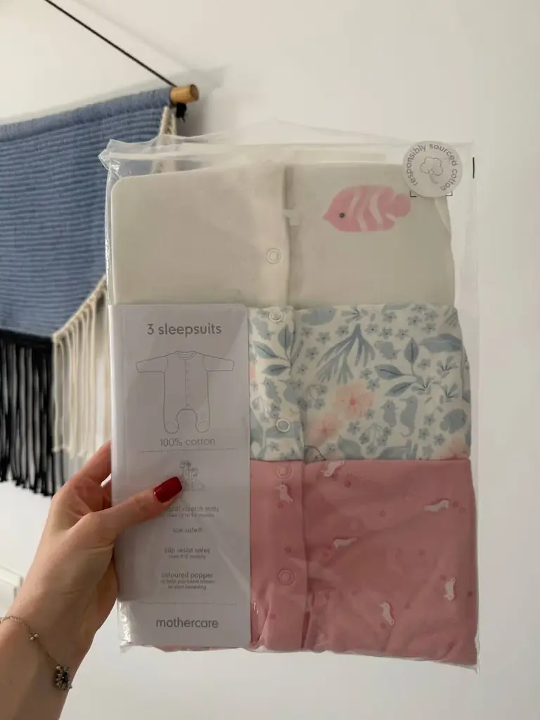 Новые бодики 6-9 месяцев от Mother care.