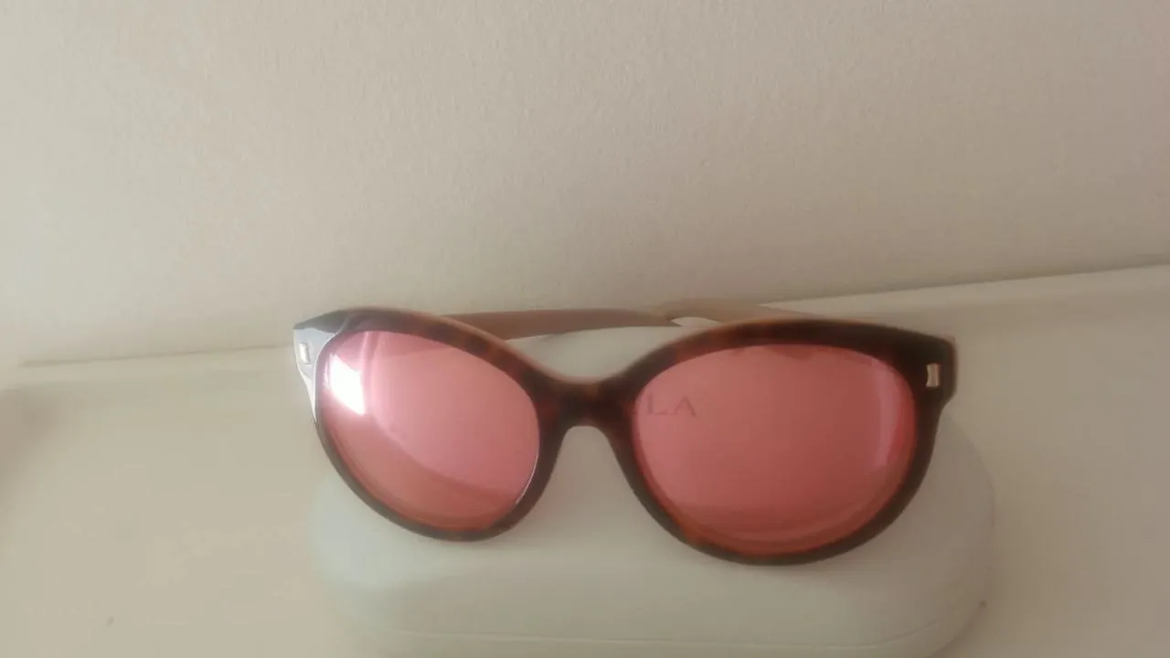 Солнечные очки Furla , состояние отличное 45€ Лимассол