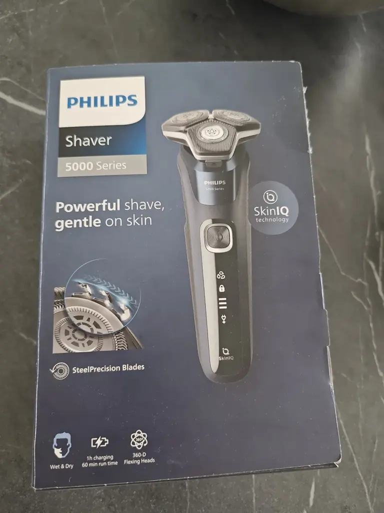 Продаю бритву Shaver Series 5000. Отличное состояние, полная комплектация. €55, Лимассол