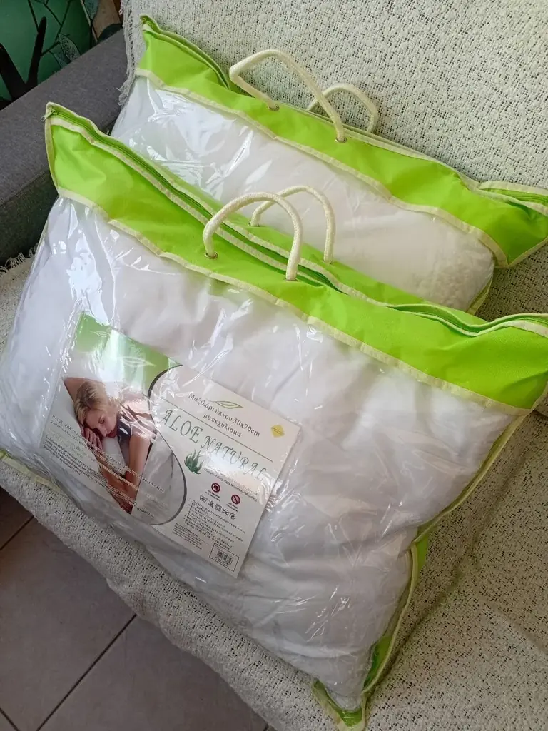 Продам 2 подушки 50×70см, противоаллергенные с алоэ-вера, новые с этикеткой, не пригодились))