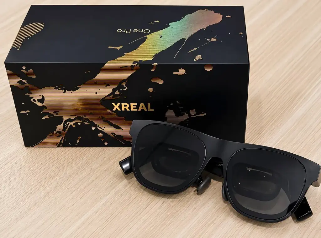 Продаю XREAL One Pro — состояние отличное, пользовался всего около 2 недель.
