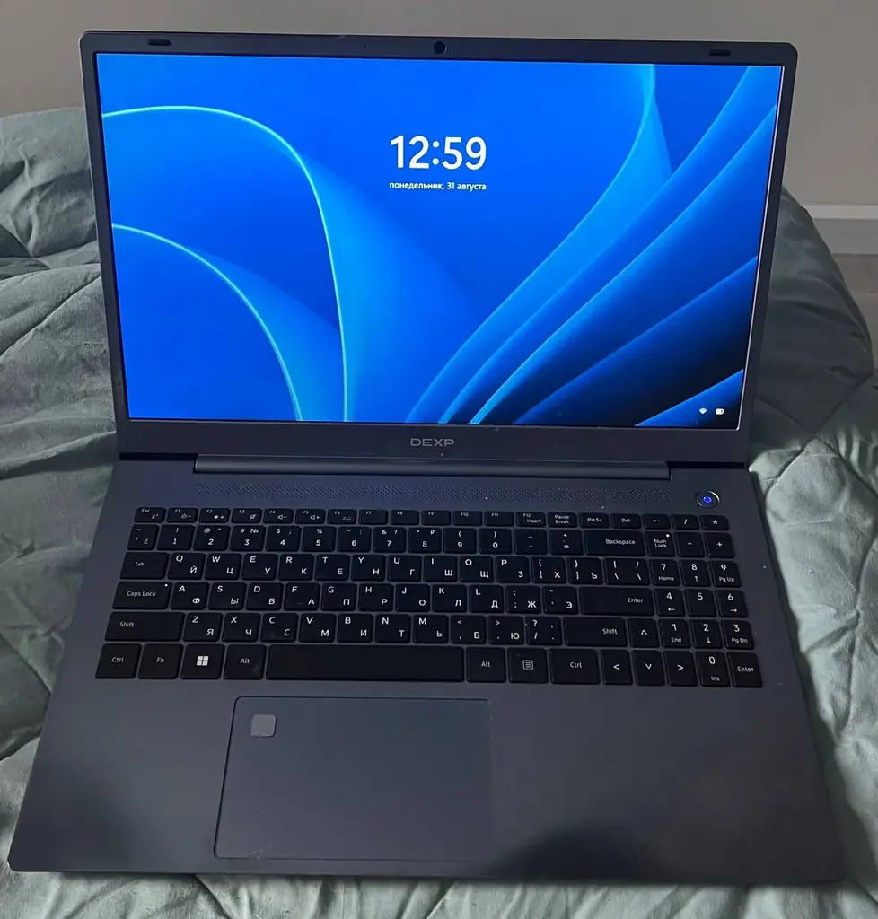 Продам ноутбук DEXP Atlas M15-I5W303 диагональ 15,6
