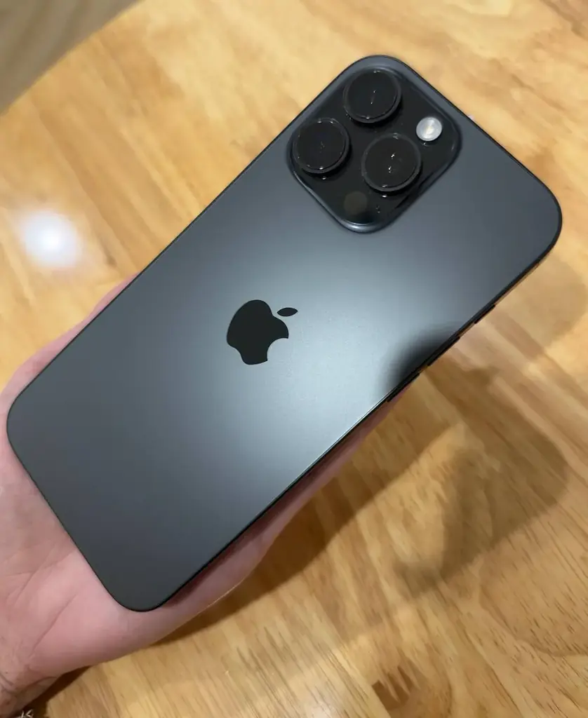 📱Продам IPhone 16 Pro Max 512 gb черного цвета