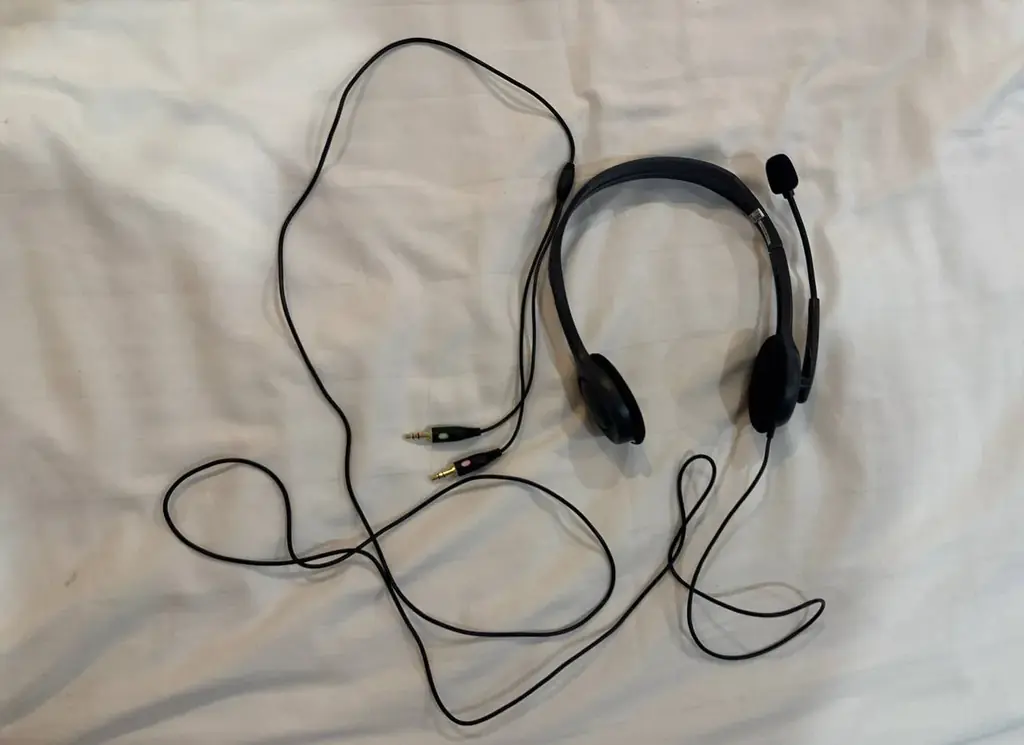 Продам наушники LOGITECH