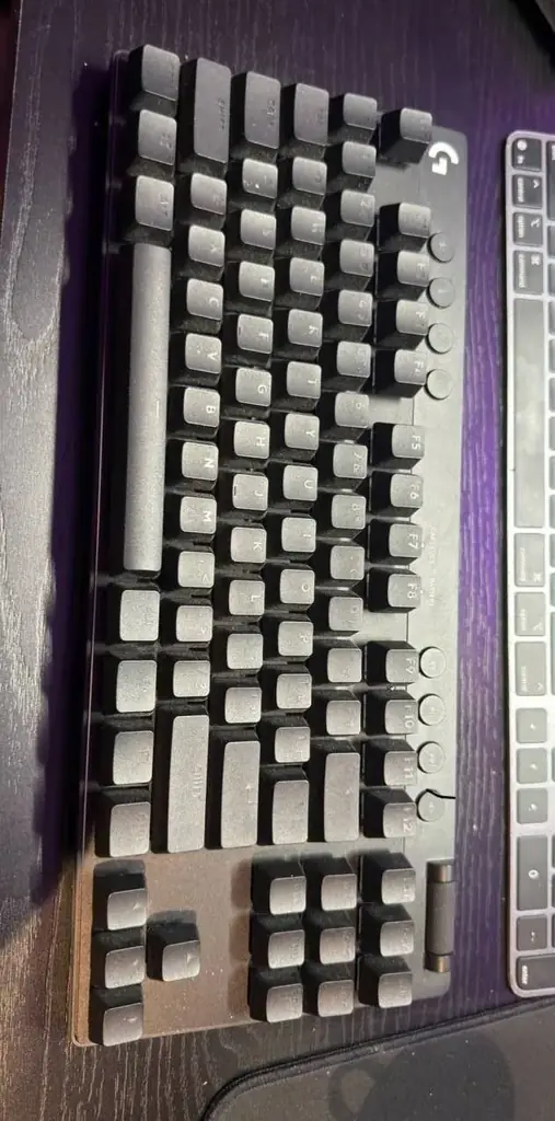 Logitech G PRO X TKL LIGHTSPEED — беспроводная механическая клавиатура (GX Brown Tactile)